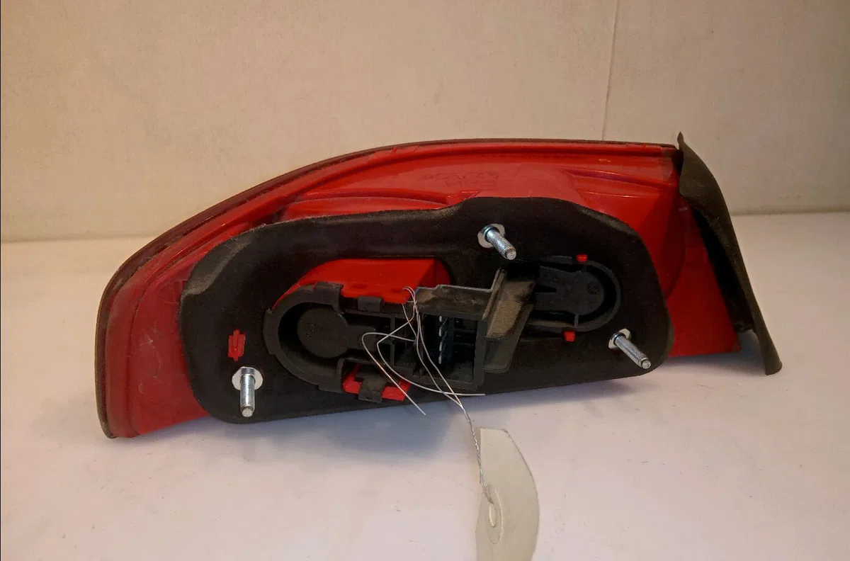 Feu arrière droit Alfa romeo 159 (939_) 1.9 jtdm 8v (939axe1b) (2005-2011) occasion