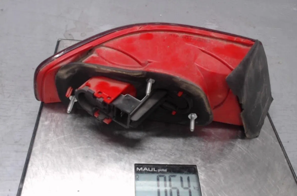 Feu arrière droit ALFA ROMEO 159 BREAK occasion