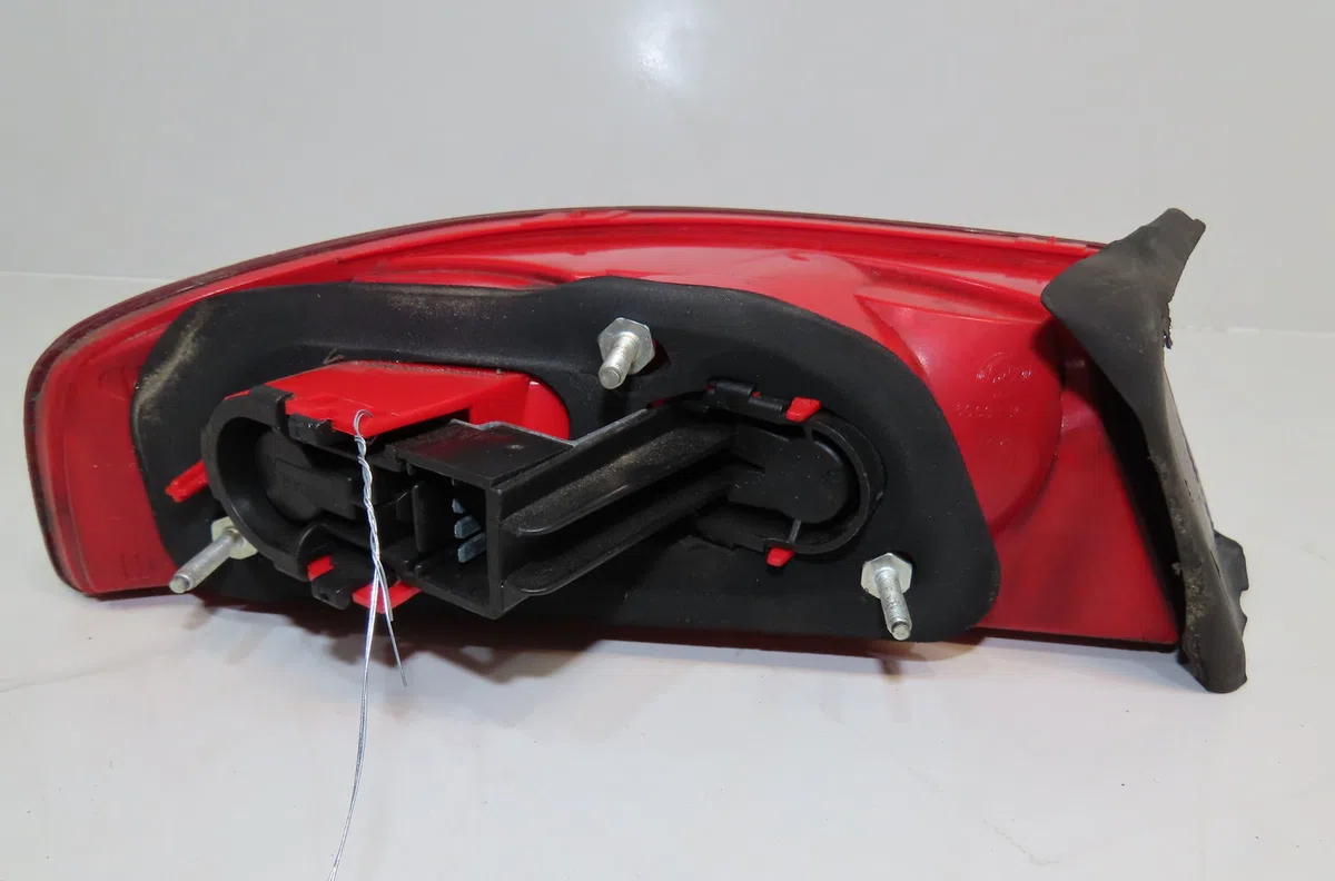 Feu arrière droit Alfa romeo 159 Sportwagon (939_) 1.9 jtdm 8v (939bxe1b) (2006-2011) occasion