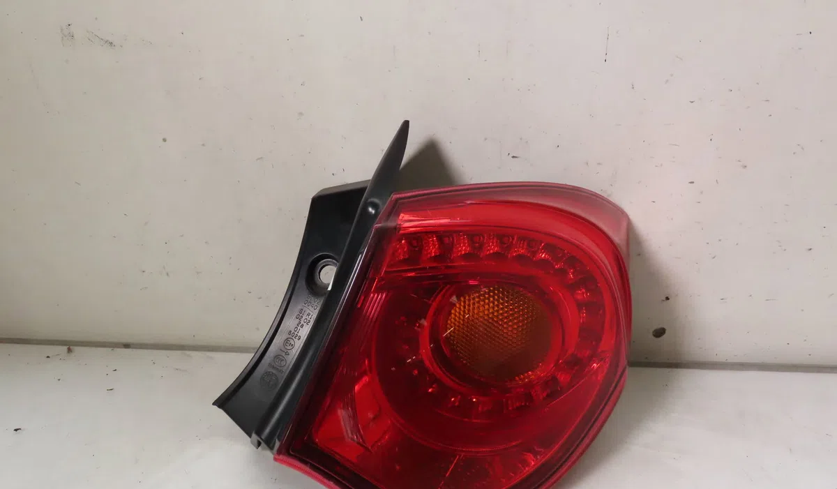 Feu arrière droit Alfa romeo GIULIETTA (940_) 1.4 tb (940fxb1a, 940fxb11) (2010-2018) occasion