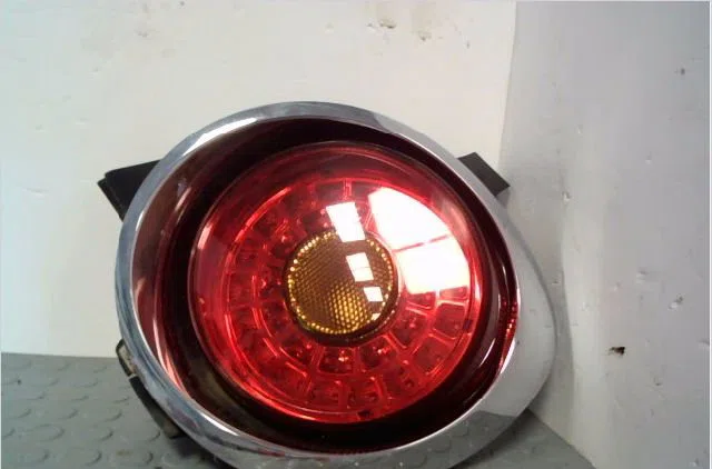 Feu arrière droit Alfa romeo MITO (955_) 1.3 multijet (955axh1b, 955axt1a) (2008-2010) 3 portes occasion