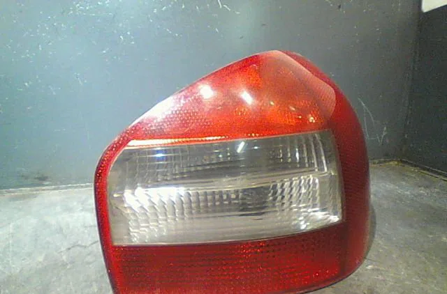 Feu arrière droit AUDI A3 2003 occasion