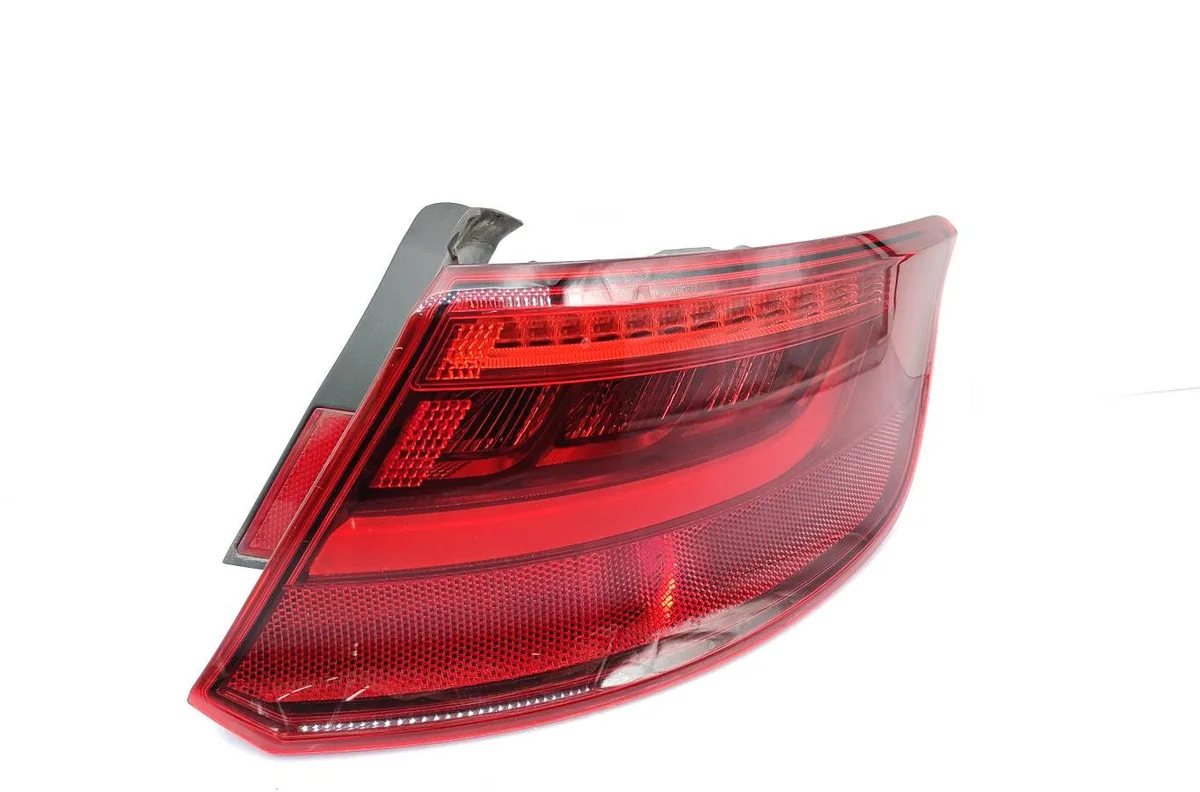 Feu arrière droit AUDI A3 3 SPORTBACK PHASE 1 occasion