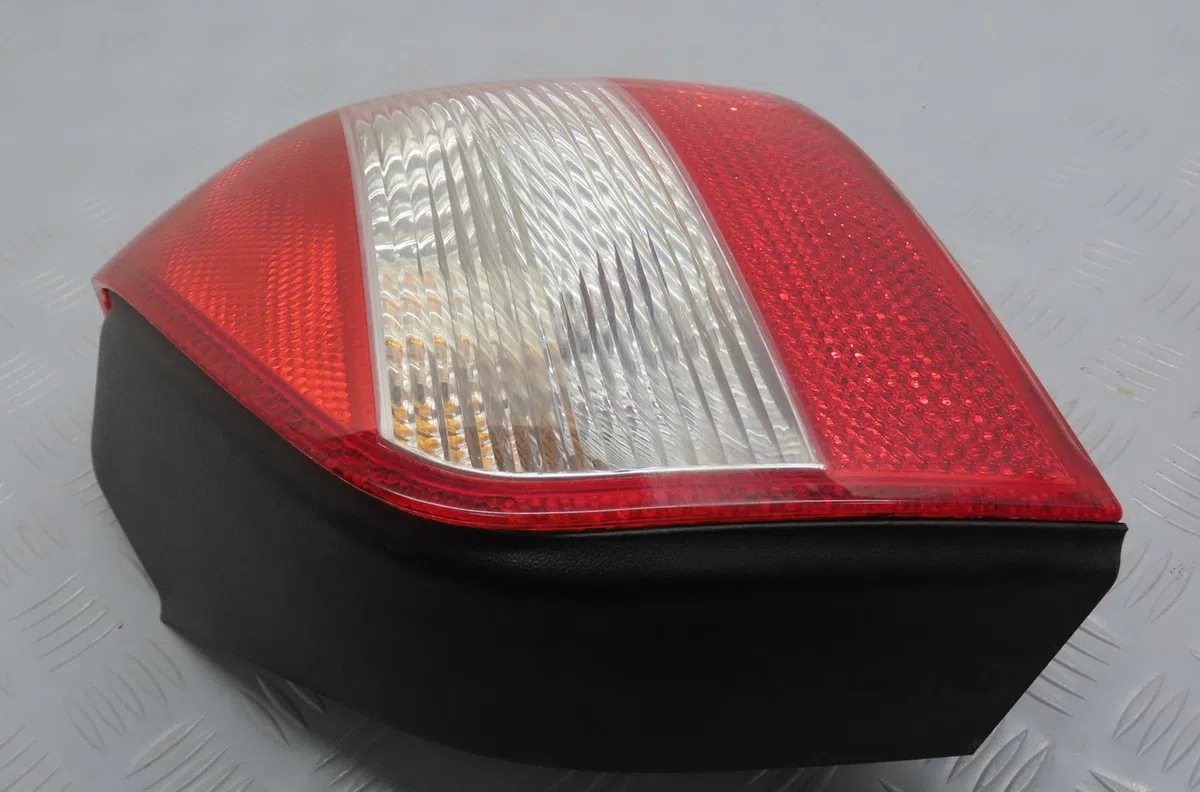 Feu arrière droit Audi A3 (8L1) 1.8 t (1996-2003) occasion