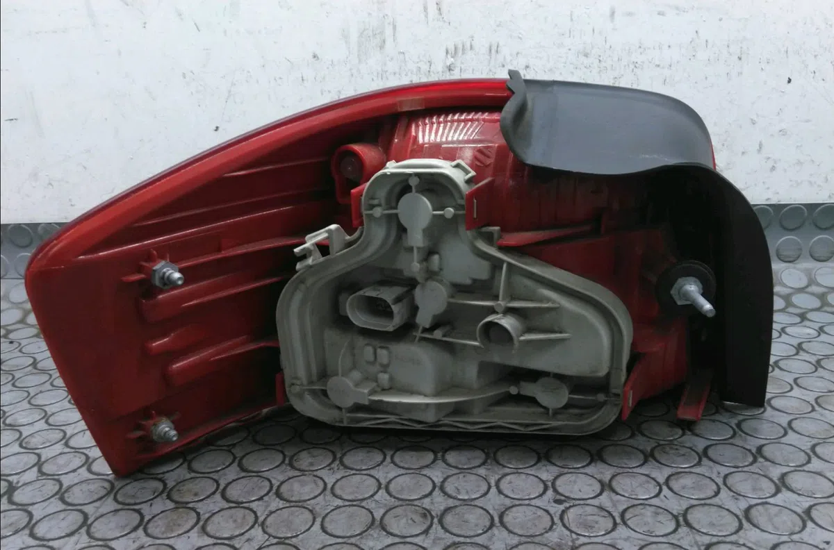 Feu arrière droit Audi A3 (8P1) 2.0 tdi quattro (2003-2008) occasion