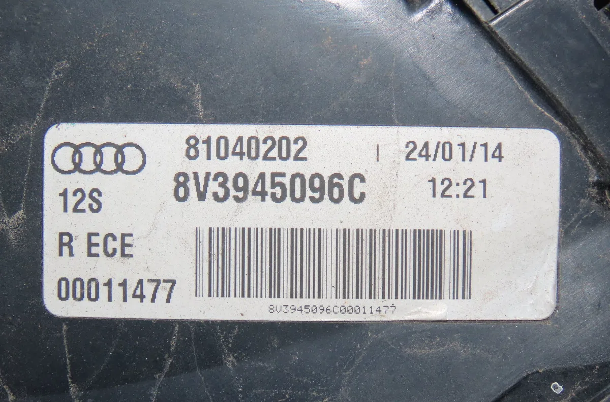 Feu arrière droit Audi A3 (8V1, 8VK) 1.6 tdi (2013-2017) occasion