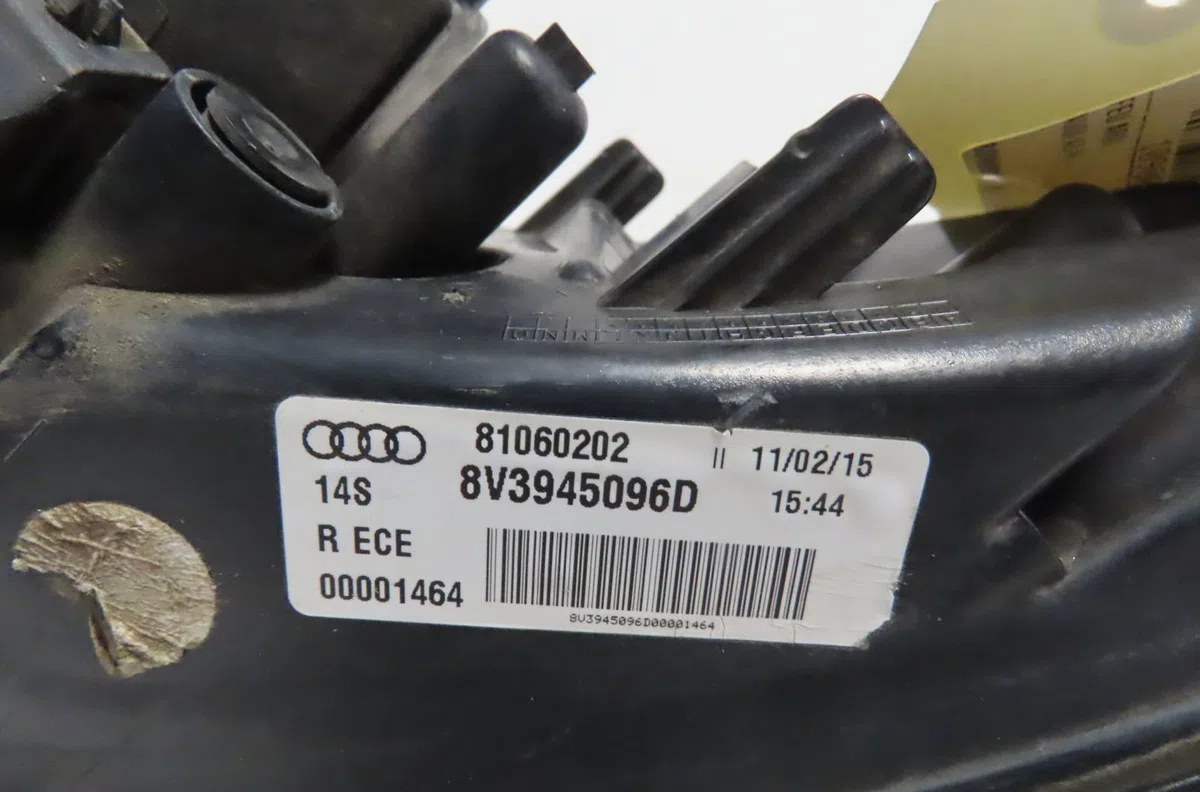 Feu arrière droit Audi A3 (8V1, 8VK) 2.0 tdi quattro (2012-2017) occasion