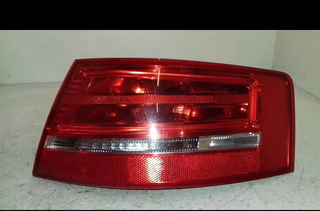Feu arrière droit Audi A3 Décapotable (8P7) 1.6 tdi (2009-2013) occasion