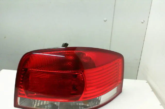 Feu arrière droit AUDI A3 II  2.0 TDi 140ch occasion