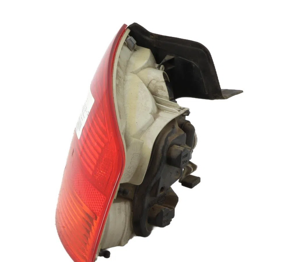 Feu arrière droit Audi A4 B7 (8EC) 2.0 (2004-2008) occasion