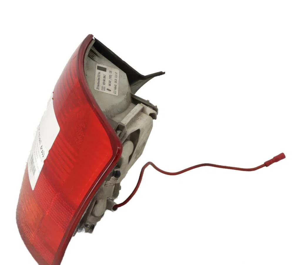 Feu arrière droit Audi A4 B7 Avant (8ED) 2.0 tdi quattro (2006-2008) occasion