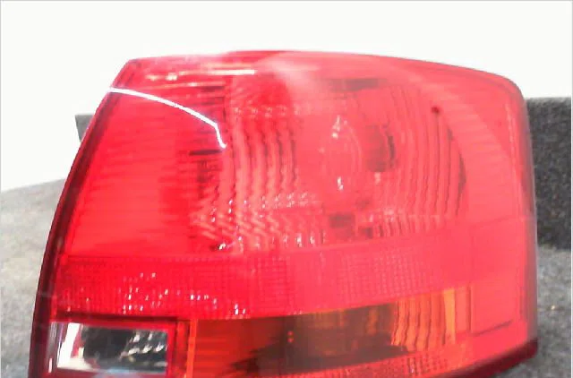 Feu arrière droit Audi A4 B7 Avant (8ED) 2.5 tdi (2004-2006) occasion