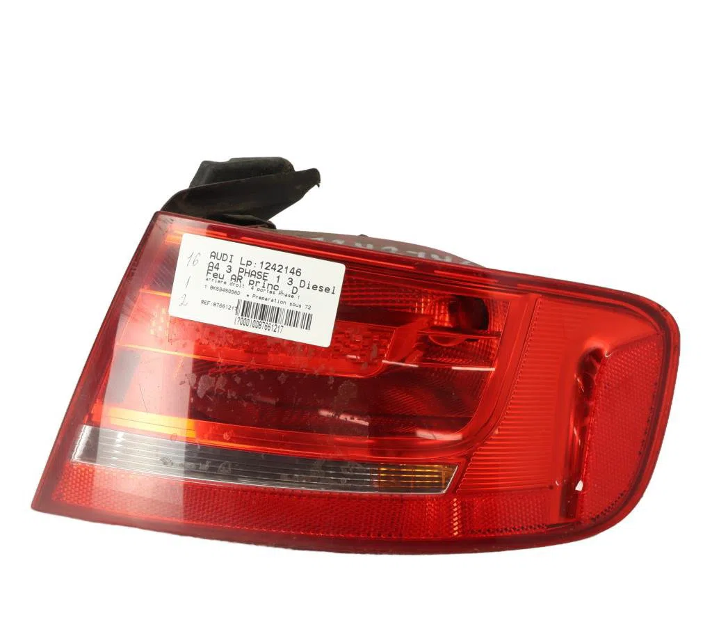 Feu arrière droit Audi A4 B8 (8K2) 3.0 tdi quattro (2011-2015) occasion