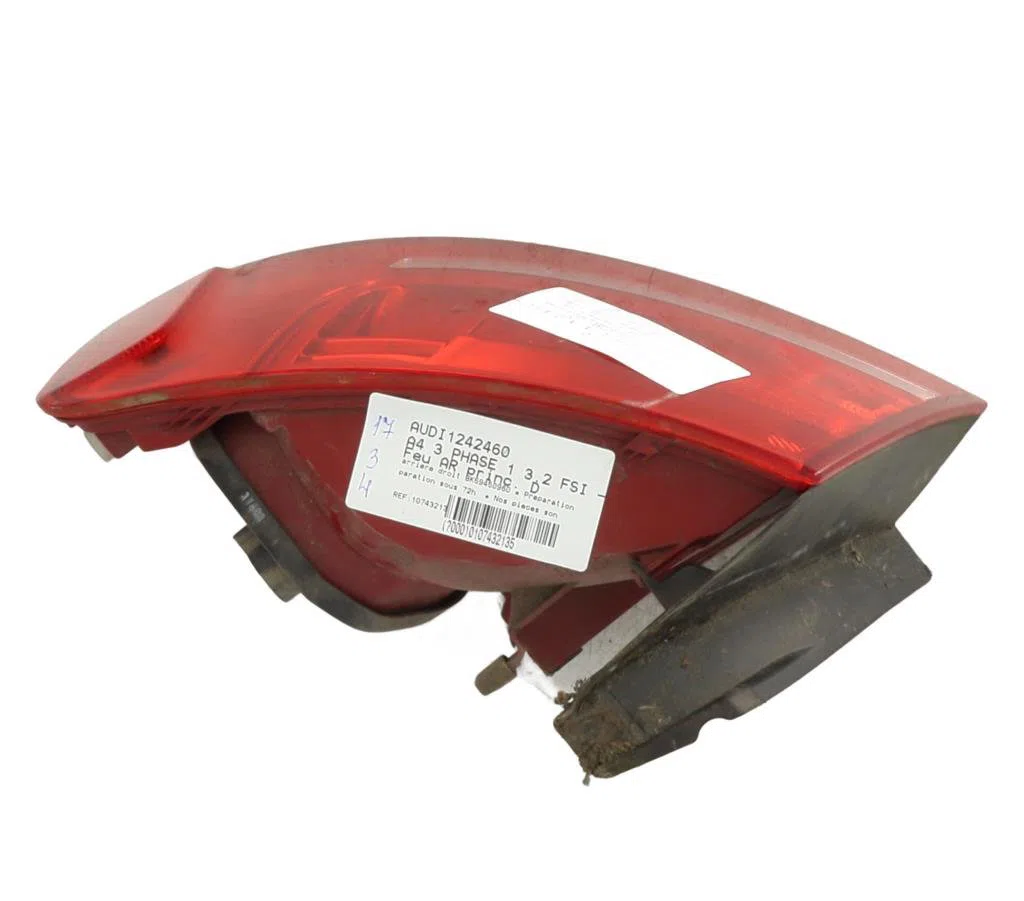 Feu arrière droit Audi A4 B8 (8K2) 3.2 fsi quattro (2007-2012) occasion