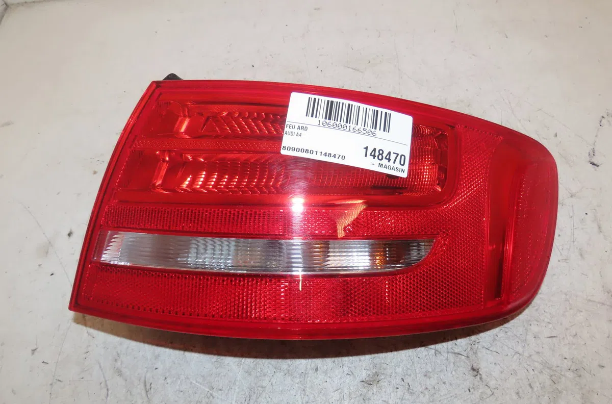 Feu arrière droit Audi A4 B8 Avant (8K5) 2.0 tdi (2008-2015) occasion