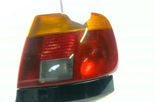 Feu arrière droit AUDI A4 occasion