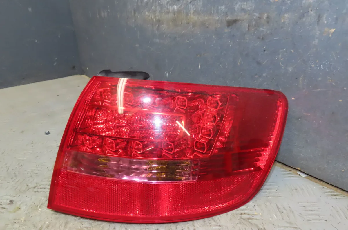Feu arrière droit Audi A6 Allroad C6 (4FH) 3.0 tdi quattro (2006-2008) occasion
