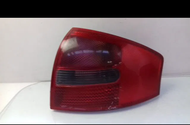 Feu arrière droit Audi A6 C5 (4B2) 1.9 tdi (1997-2000) occasion