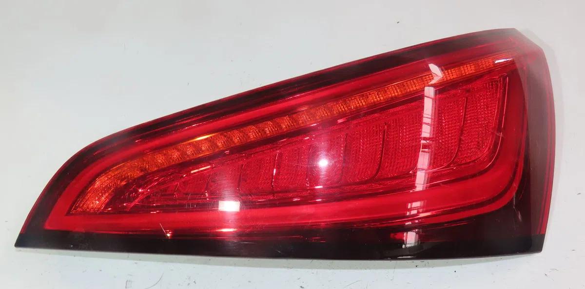 Feu arrière droit Audi Q5 (8RB) 3.0 tdi quattro (2008-2017) occasion