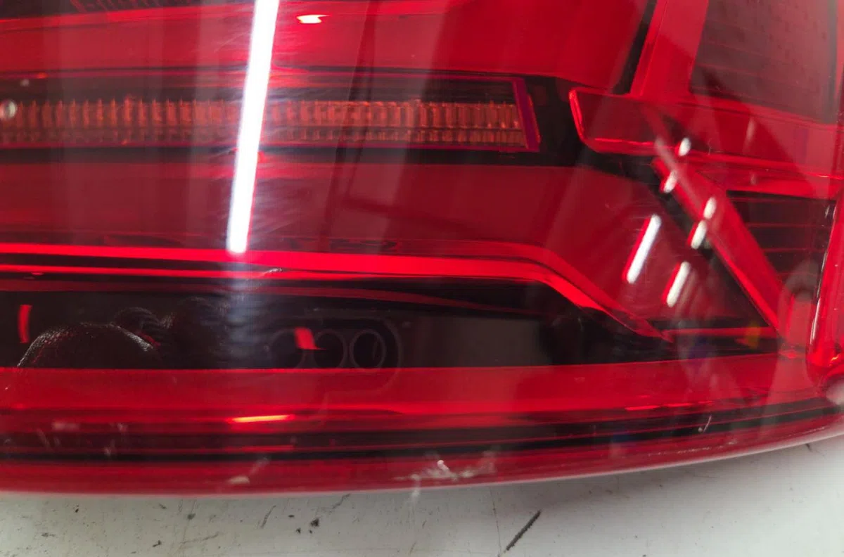 Feu arrière droit AUDI Q7 1 PHASE 1 occasion