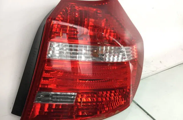Feu arrière droit Bmw 1 (E87) 118 d (2004-2007) 5 portes occasion