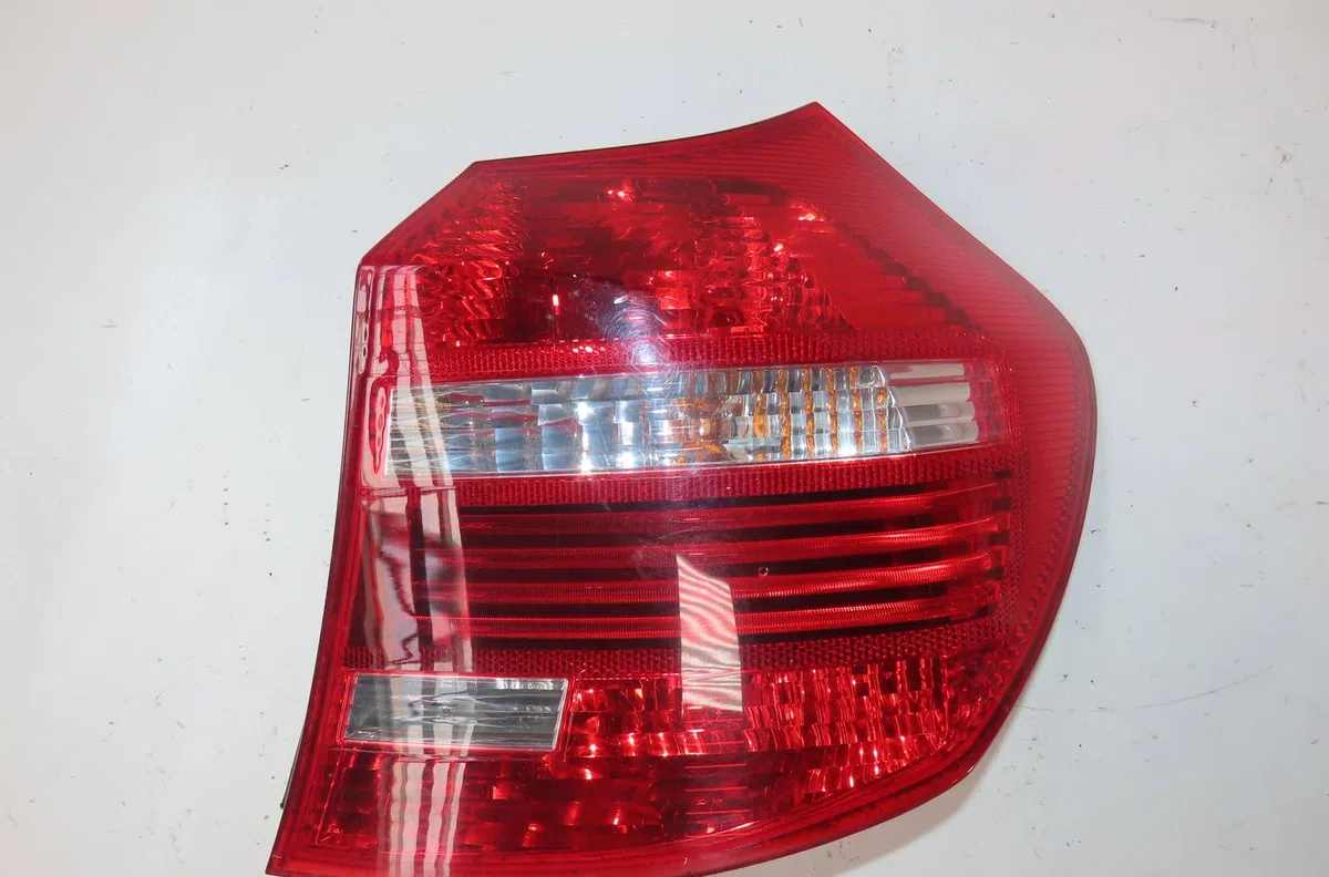 Feu arrière droit Bmw 1 (E87) 118 d (2004-2007) occasion