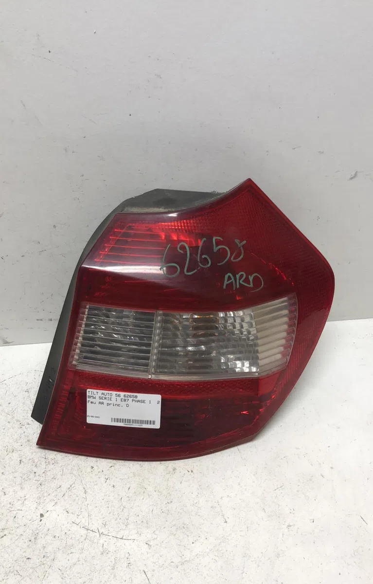 Feu arrière droit Bmw 1 (E87) 120 d (2004-2011) occasion