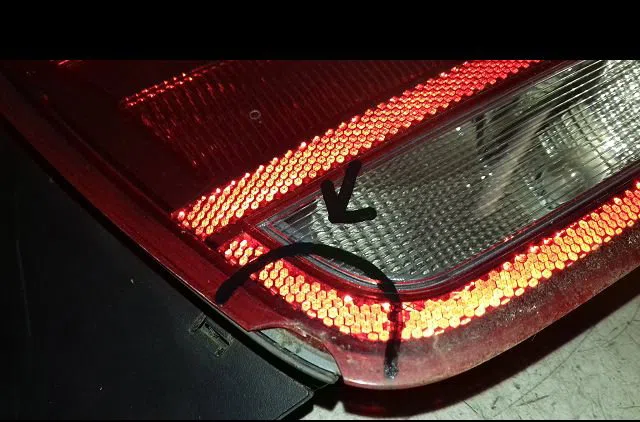 Feu arrière droit Bmw 1 (F20) 116 d (2012-2015) occasion
