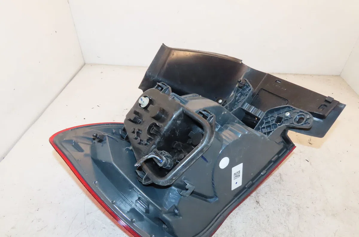 Feu arrière droit Bmw 1 (F20) 125 d (2012-2019) occasion