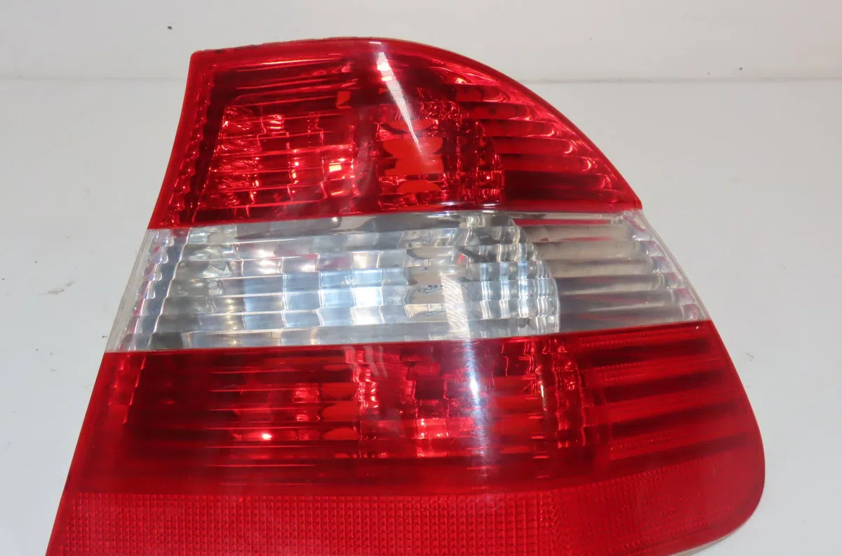 Feu arrière droit Bmw 3 (E46) 318 d (2001-2003) 4 portes occasion