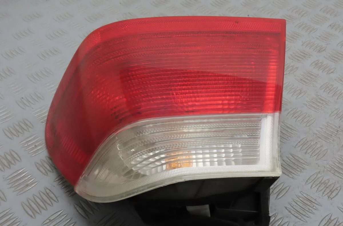 Feu arrière droit Bmw 3 (E46) 330 xd (2000-2003) occasion