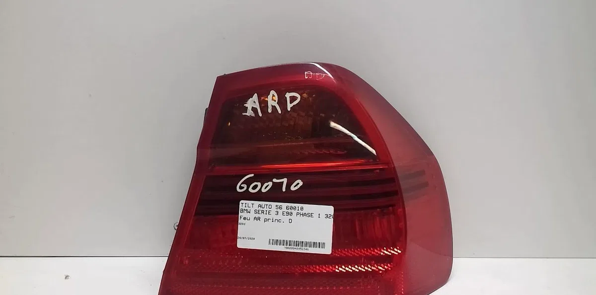 Feu arrière droit Bmw 3 (E90) 320 d (2004-2011) occasion