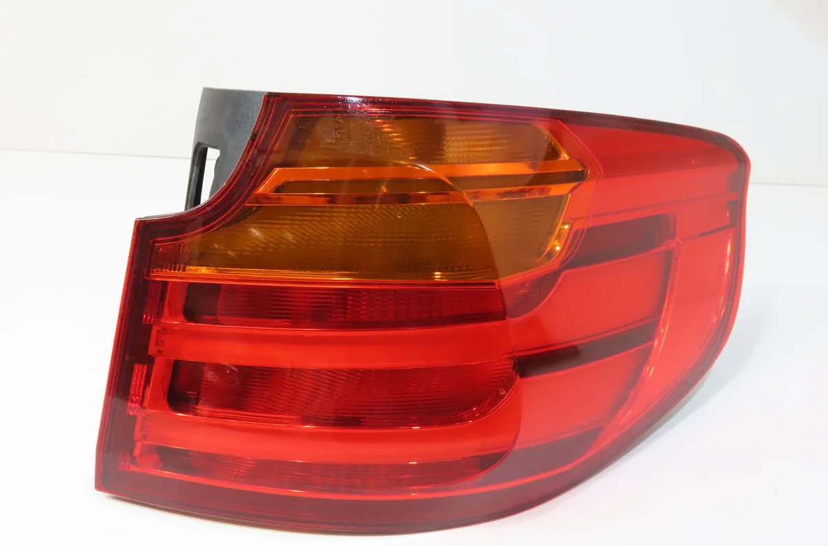 Feu arrière droit Bmw 3 Gran Turismo (F34) 320 d xdrive (2013-2015) occasion