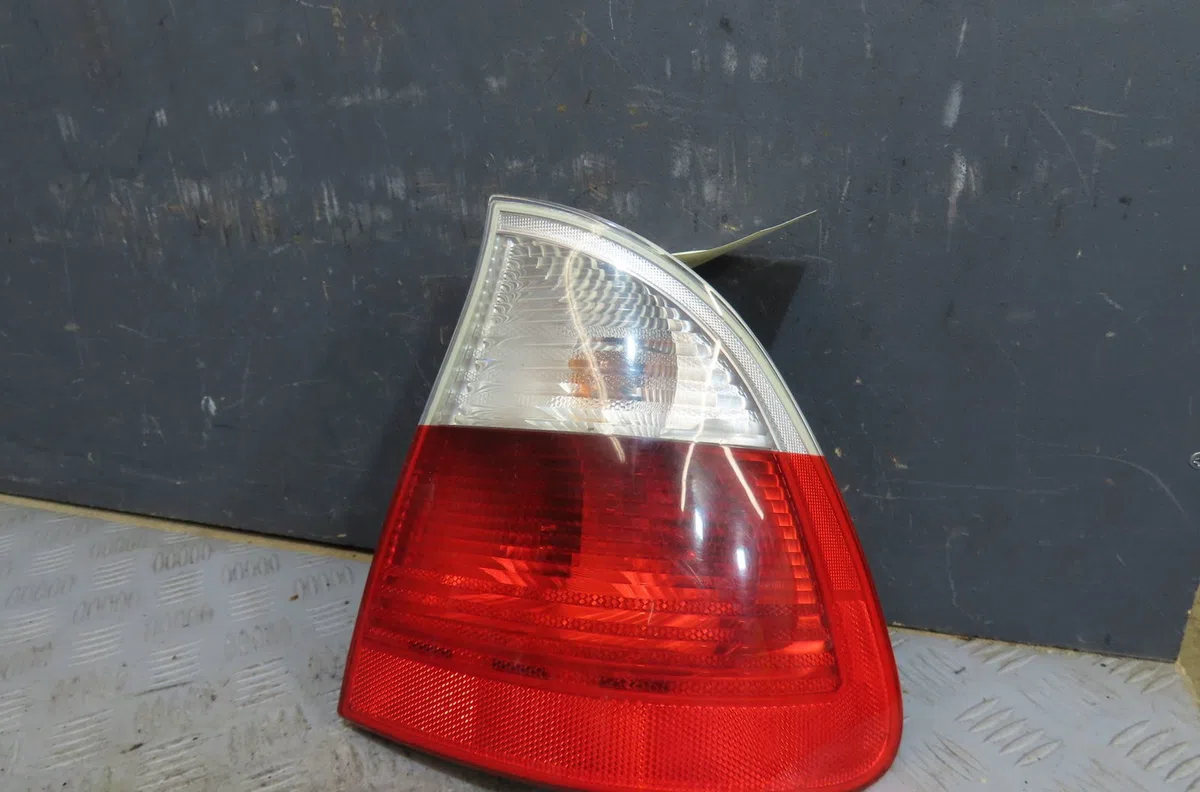 Feu arrière droit Bmw 3 Touring (E46) 330 xd (2000-2003) occasion