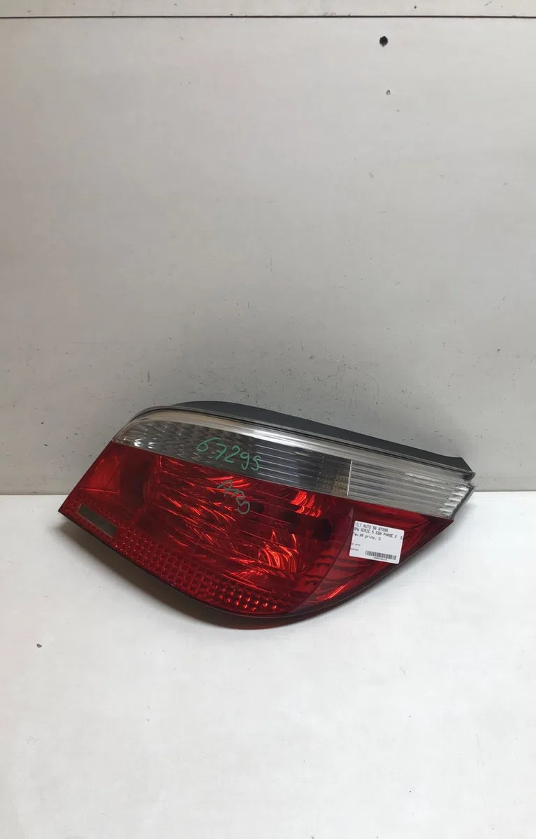 Feu arrière droit Bmw 5 (E60) 525 d (2004-2010) occasion