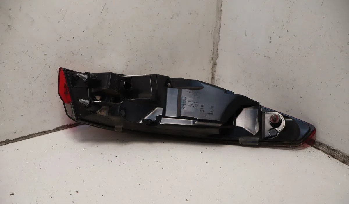 Feu arrière droit Bmw I4 (G26) Edrive40 (2021) occasion
