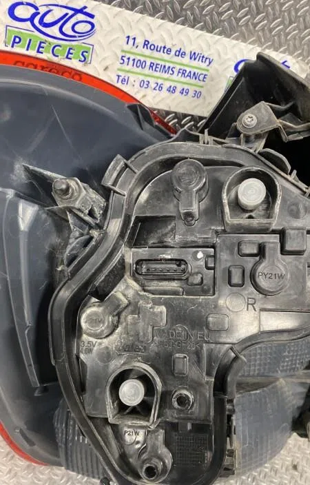 Feu arrière droit BMW SERIE 1 F20 PHASE 1 occasion