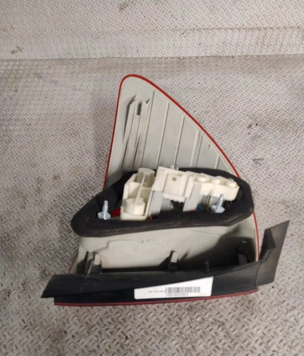 Feu arrière droit BMW SERIE 3 E91  SERIE 3 E91 TOURING PHASE 2 BREAK occasion