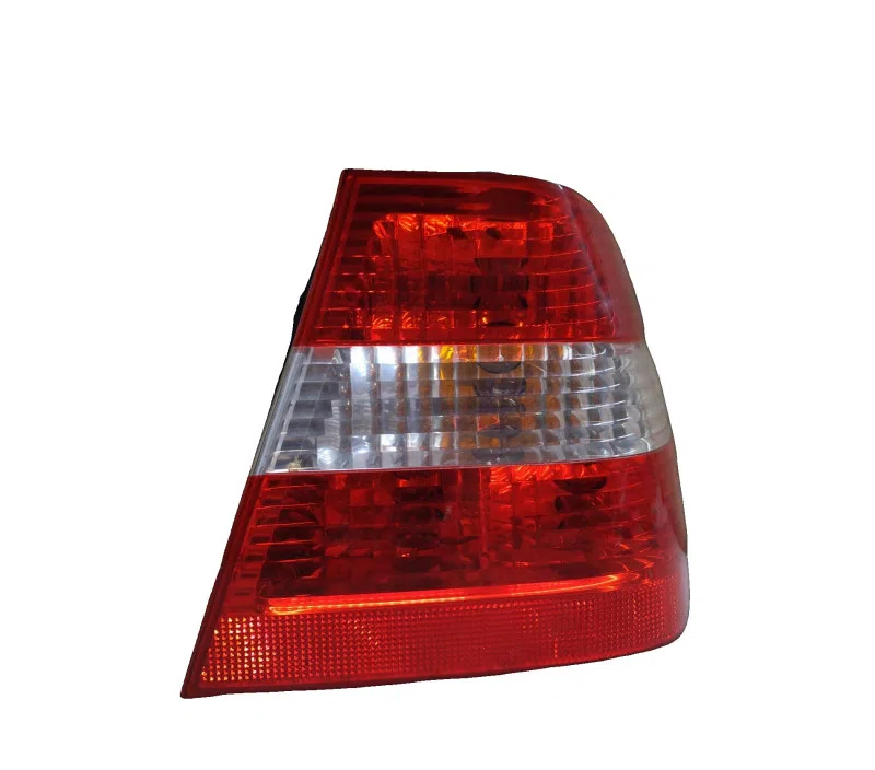 FEU ARRIERE DROIT BMW SERIE 3 IV 63216946536