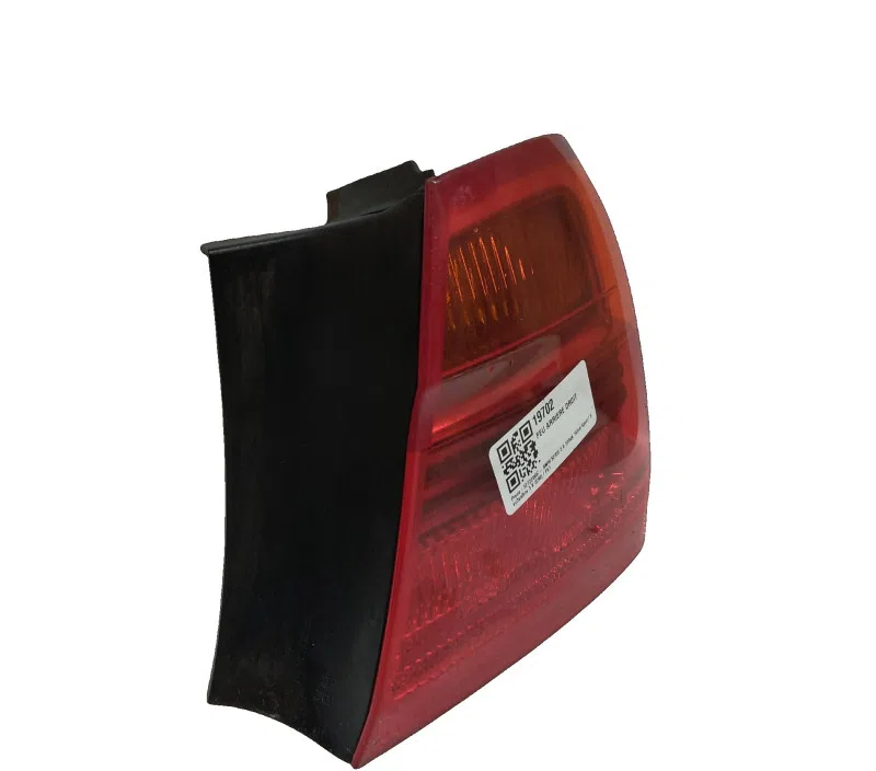 FEU ARRIERE DROIT BMW SERIE 3 V 63216937458
