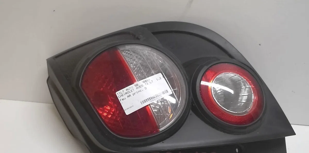 Feu arrière droit Chevrolet AVEO 3-5 portes (T300) 1.2 (2011) occasion