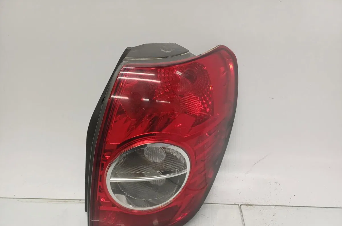 Feu arrière droit CHEVROLET CAPTIVA PHASE 1 occasion