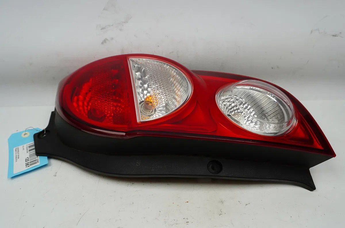 Feu arrière droit Chevrolet SPARK (M300) 1.0 (2010) 5 portes occasion