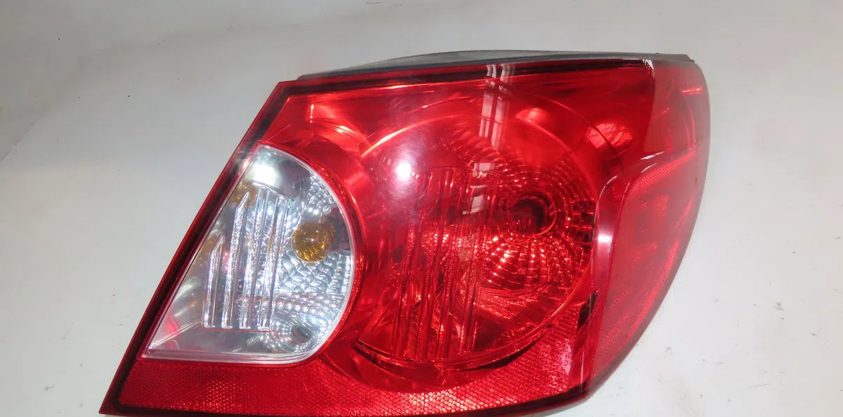 Feu arrière droit Chrysler SEBRING Décapotable (JS) 2.0 crd (2007-2010) occasion