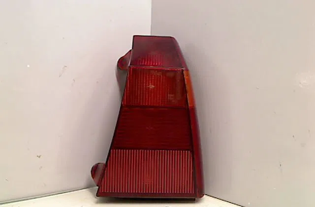 Feu arrière droit CITROEN AX occasion