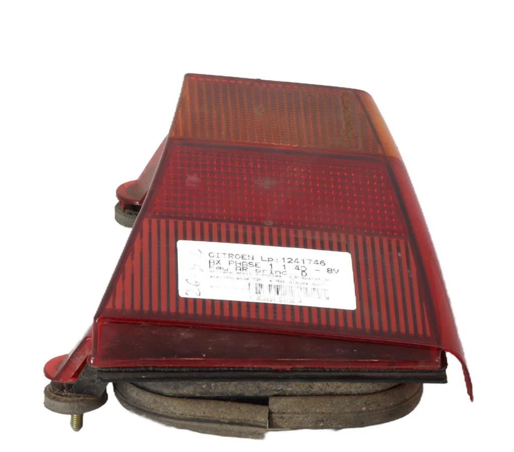 Feu arrière droit Citroen AX (ZA-_) 14 d (1988-1992) occasion