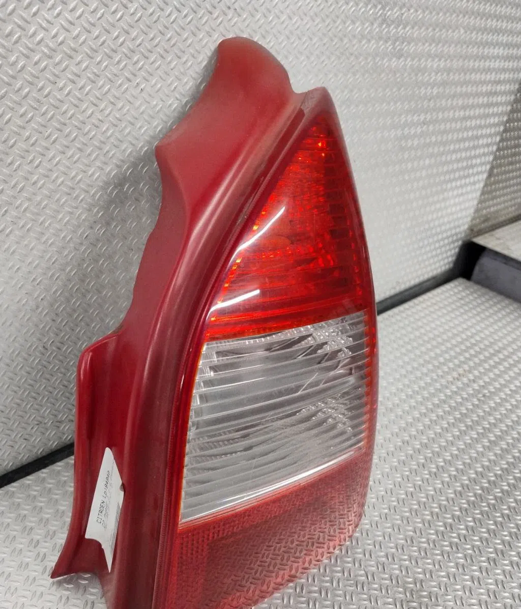 Feu arrière droit CITROEN C2  C2 PHASE 1 occasion