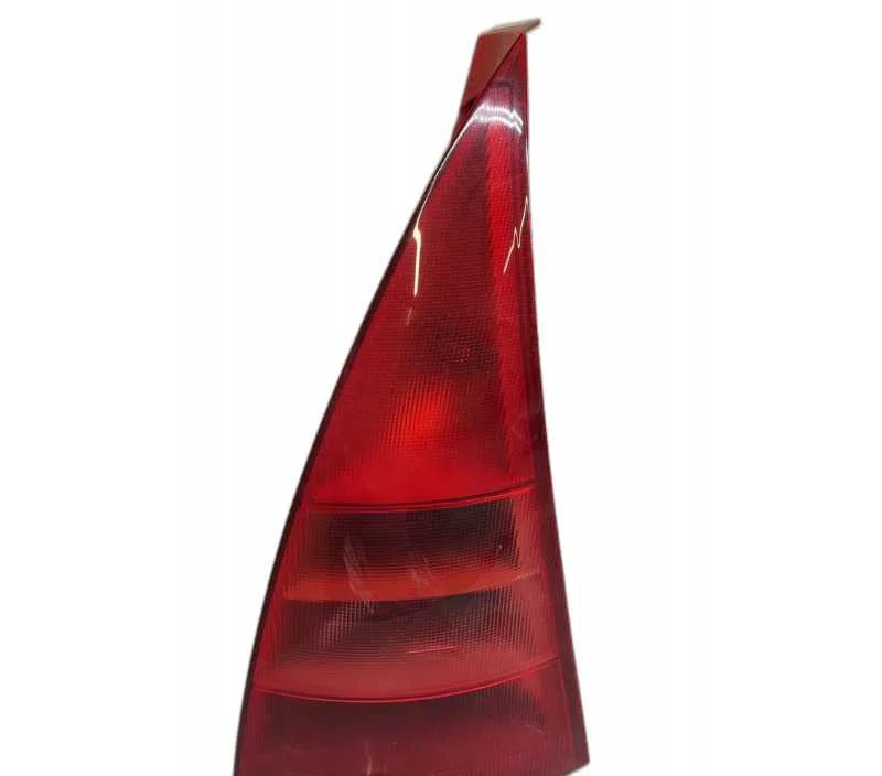 FEU ARRIERE DROIT CITROEN C3 00006351Q3