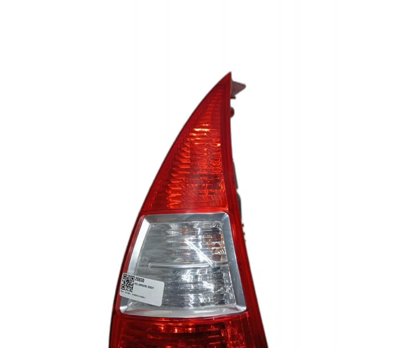FEU ARRIERE DROIT CITROEN C3 25720401