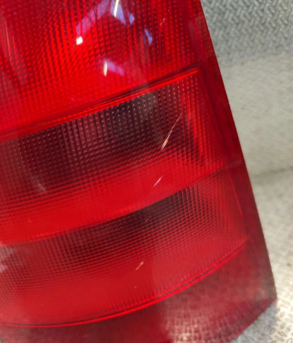 Feu arrière droit Citroen C3 I (FC_, FN_) 1.4 16v hdi (2002) occasion